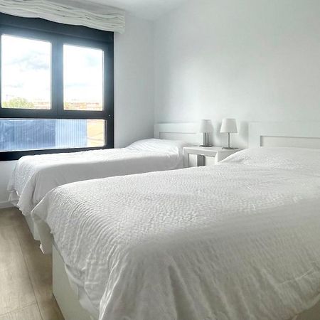 Apartamento Malaga Beach, 2A Apartment ภายนอก รูปภาพ