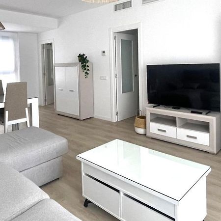 Apartamento Malaga Beach, 2A Apartment ภายนอก รูปภาพ
